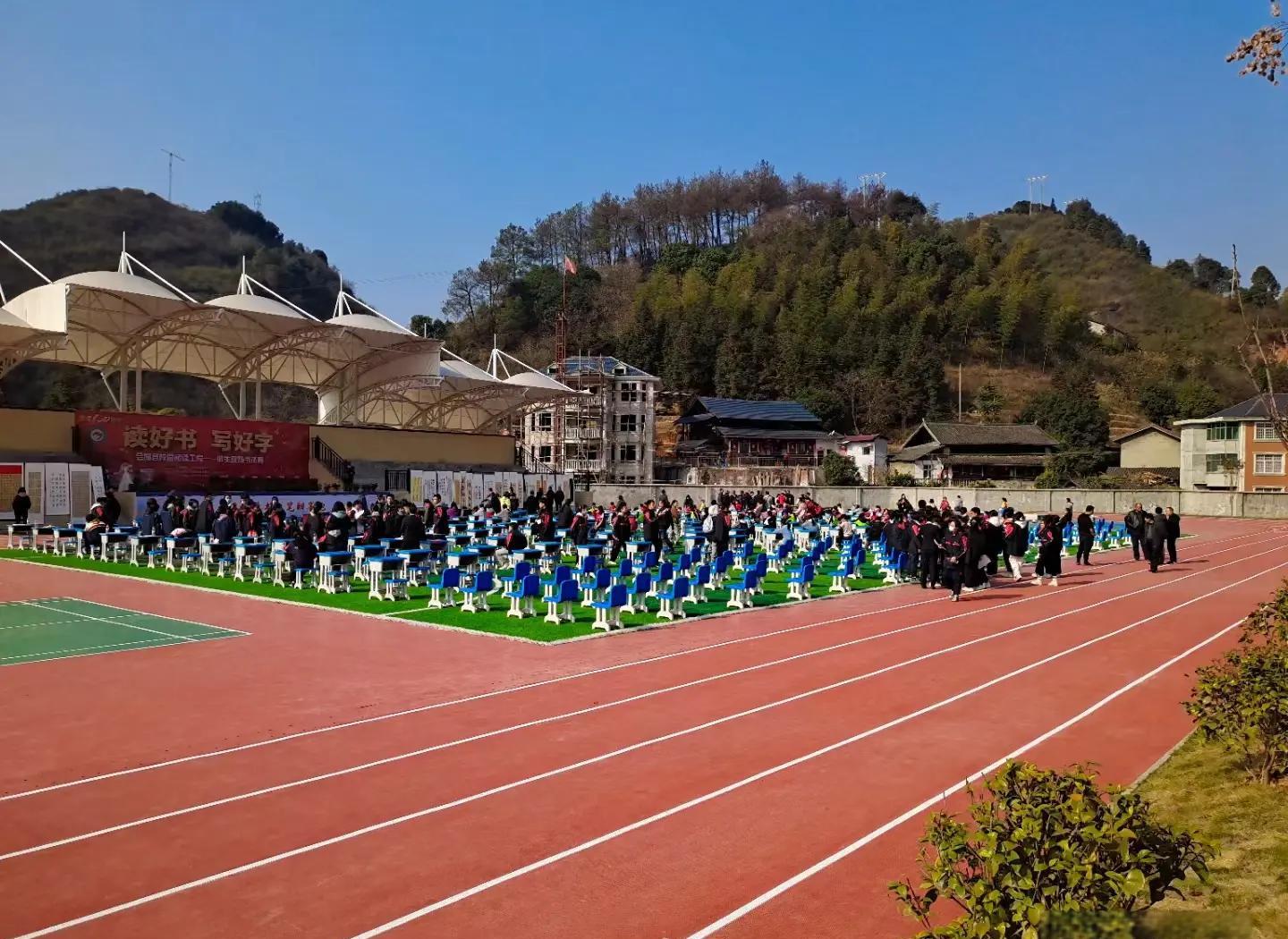 琼海市硅PU塑胶跑道 - 厂家